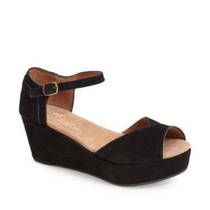 TOMS Suede Platform Sandal